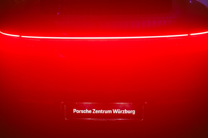 Vorstellung Porsche Taycan Produktvorstellung Vermarktung